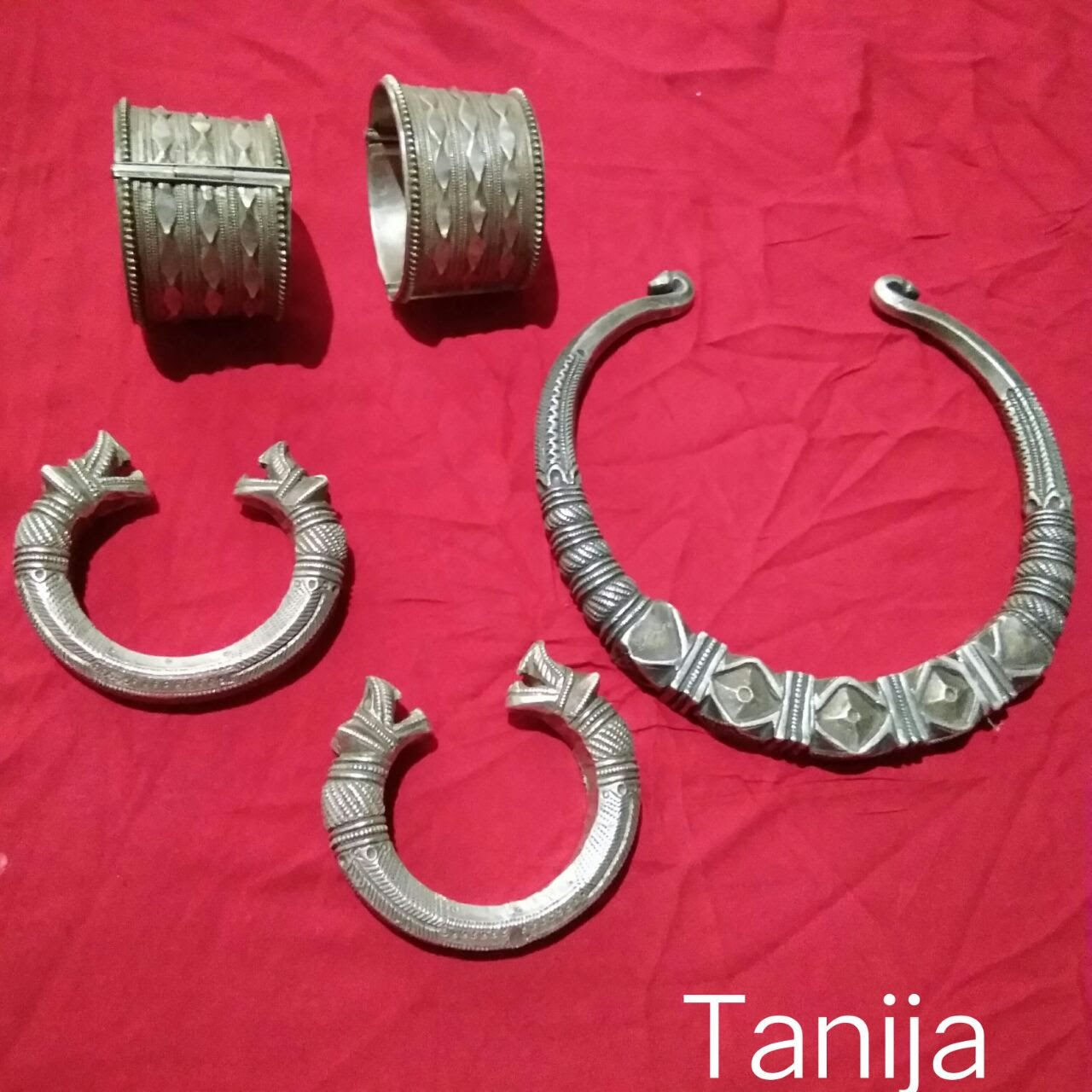 लोक पहनावा एवं श्रृंगार