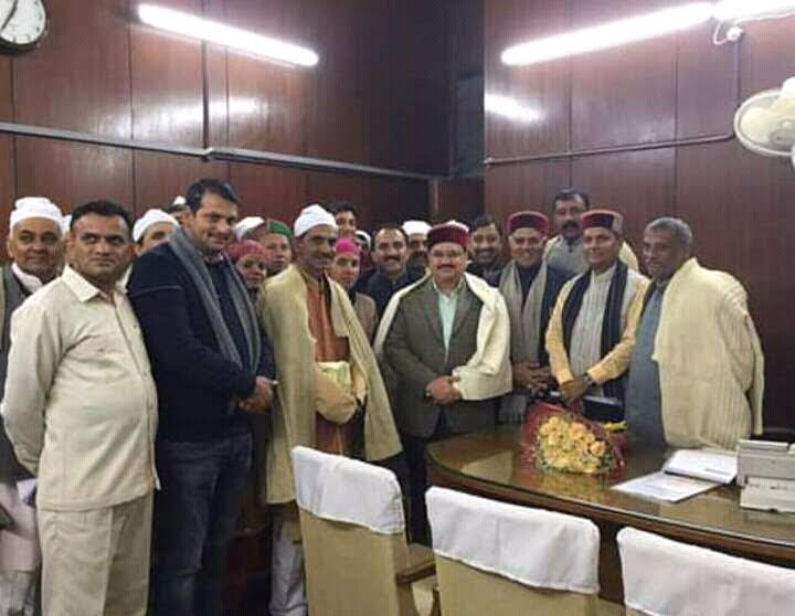 केंद्रीय स्वास्थ्य एवं परिवार कल्याण मंत्री श्री जगत प्रकाश नड्डा जी से हाटी समिति का प्रतिनिधि मंडल भेंट करते हुए