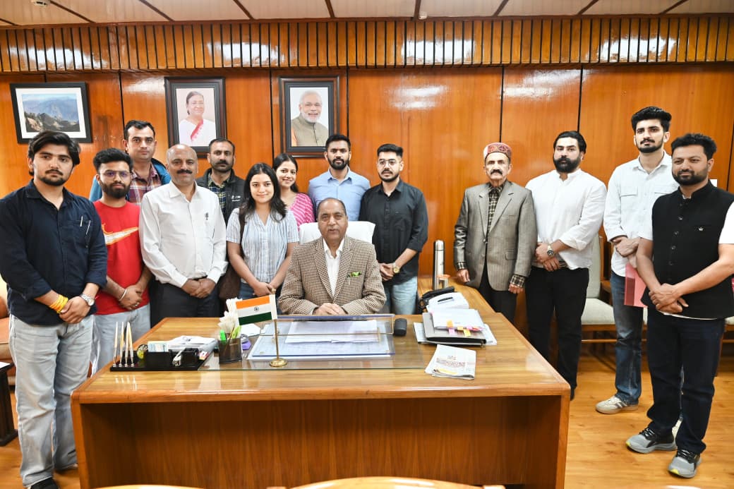 हाटी समिति चंडीगढ़ यूनिट द्वारा 11 अप्रैल 2026 को पंजाब विश्वविद्यालय चंडीगढ़ के ओडिटोरियम में आयोजित होने वाली हाटी सांस्कृतिक संध्या "भादरी" में माननीय श्री जयराम ठाकुर जी पूर्व मुख्यमंत्री हि०प्र० को मुख्य अतिथि के रूप में आमंत्रित करते हुए 